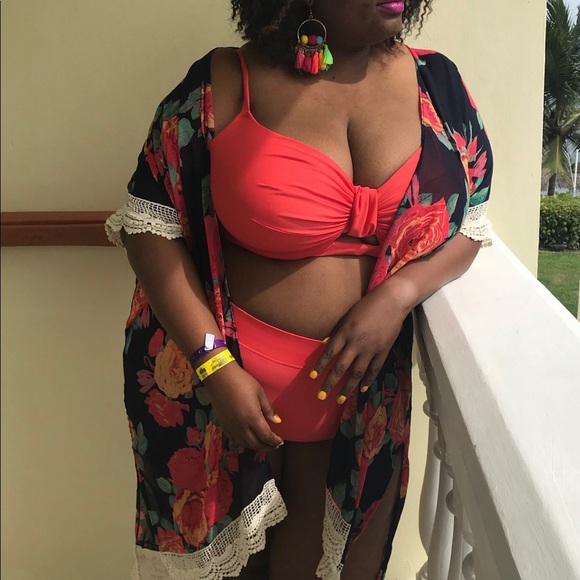 Duster - Picture 4 of 4